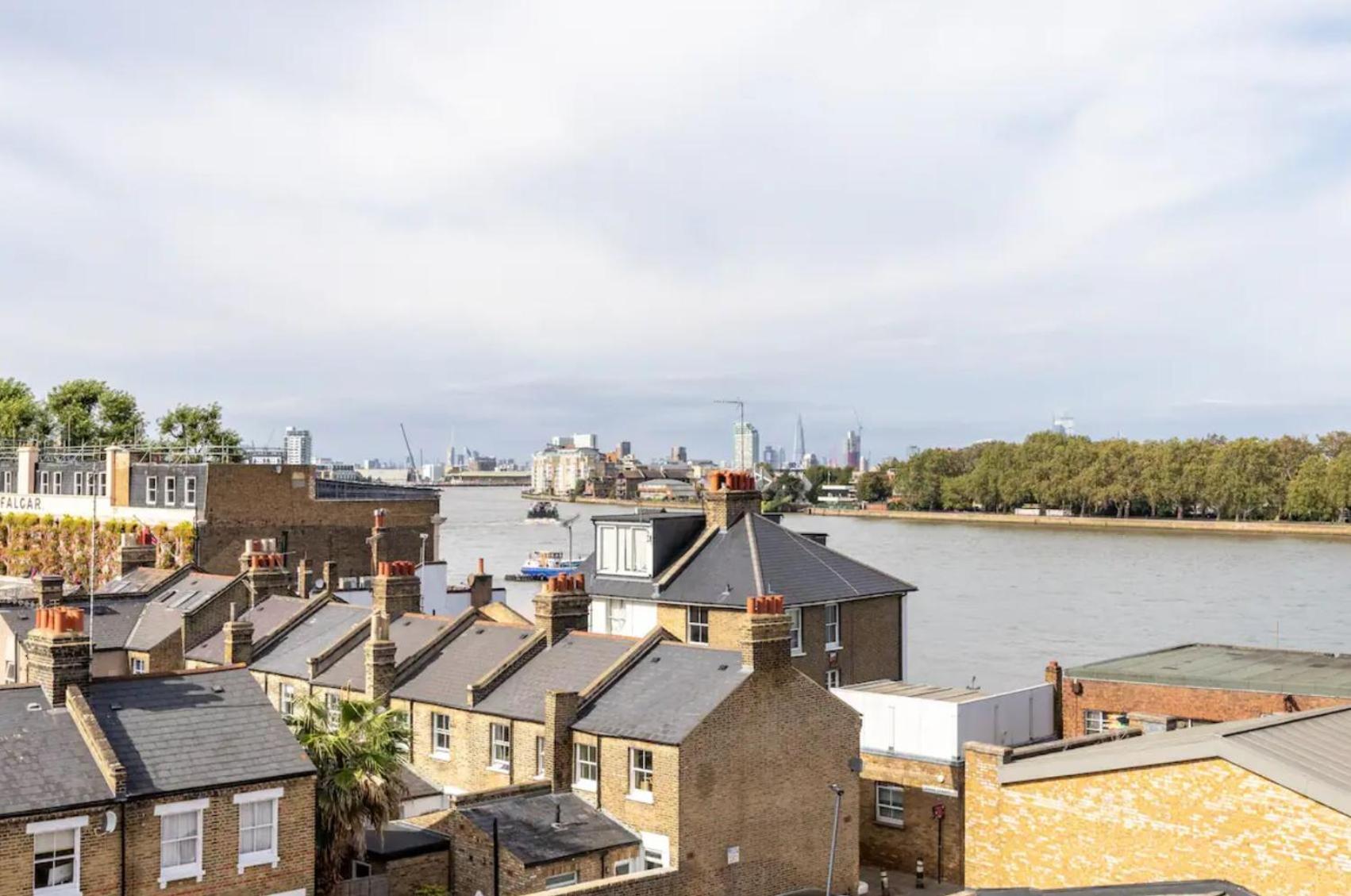 Stunning 1 Bed Flat In The Heart Of Greenwich * Londra