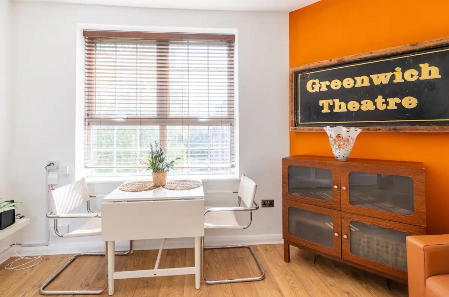 Stunning 1 Bed Flat In The Heart Of Greenwich Londra